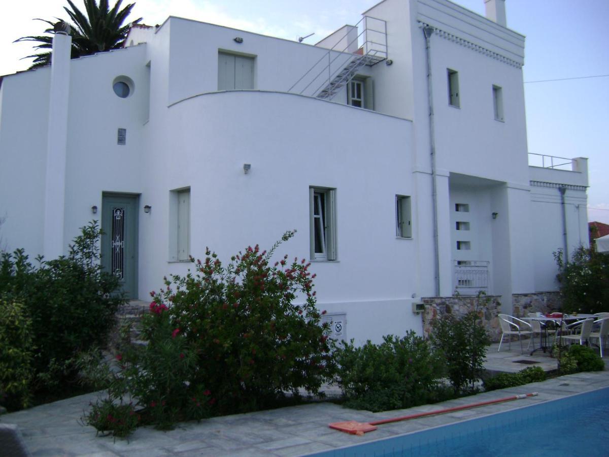 סקופלוס טאון Planitas Villas מראה חיצוני תמונה